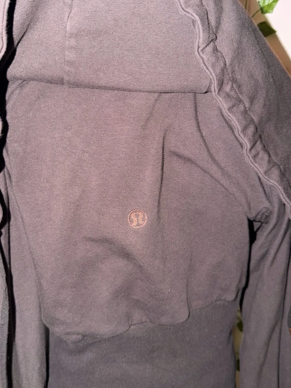 Brown vintage Lululemon scuba